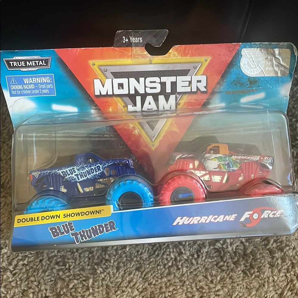 Monster Jam DoubleDown ShowDown Blue Thunder and Hurricane Force 1/64 Scale